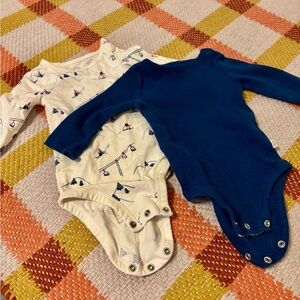 Winter Ski scene and Navy waffle Bodysuit for baby